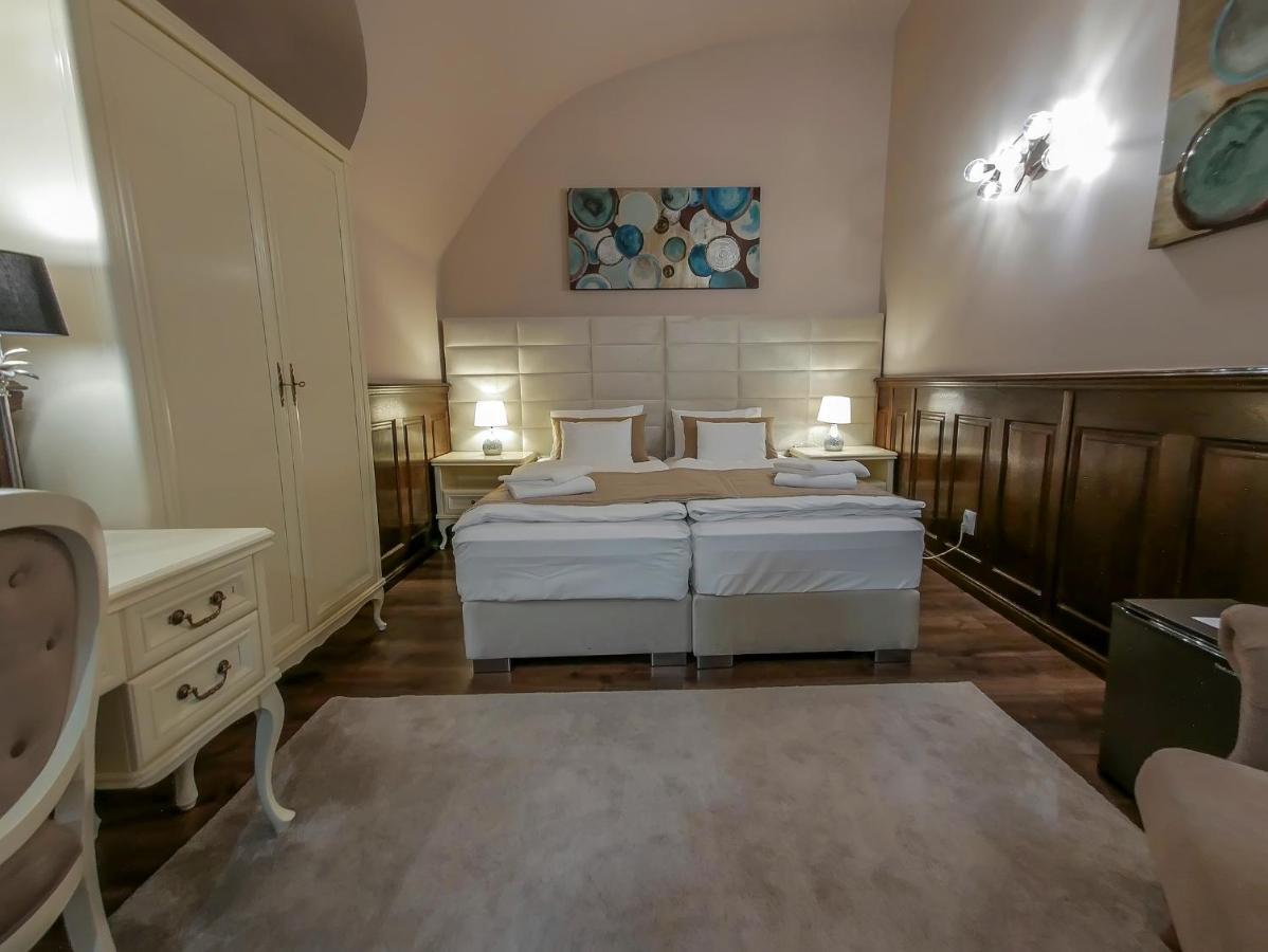 Hotel Belga Boutique Panzio Debreczyn Zewnętrze zdjęcie
